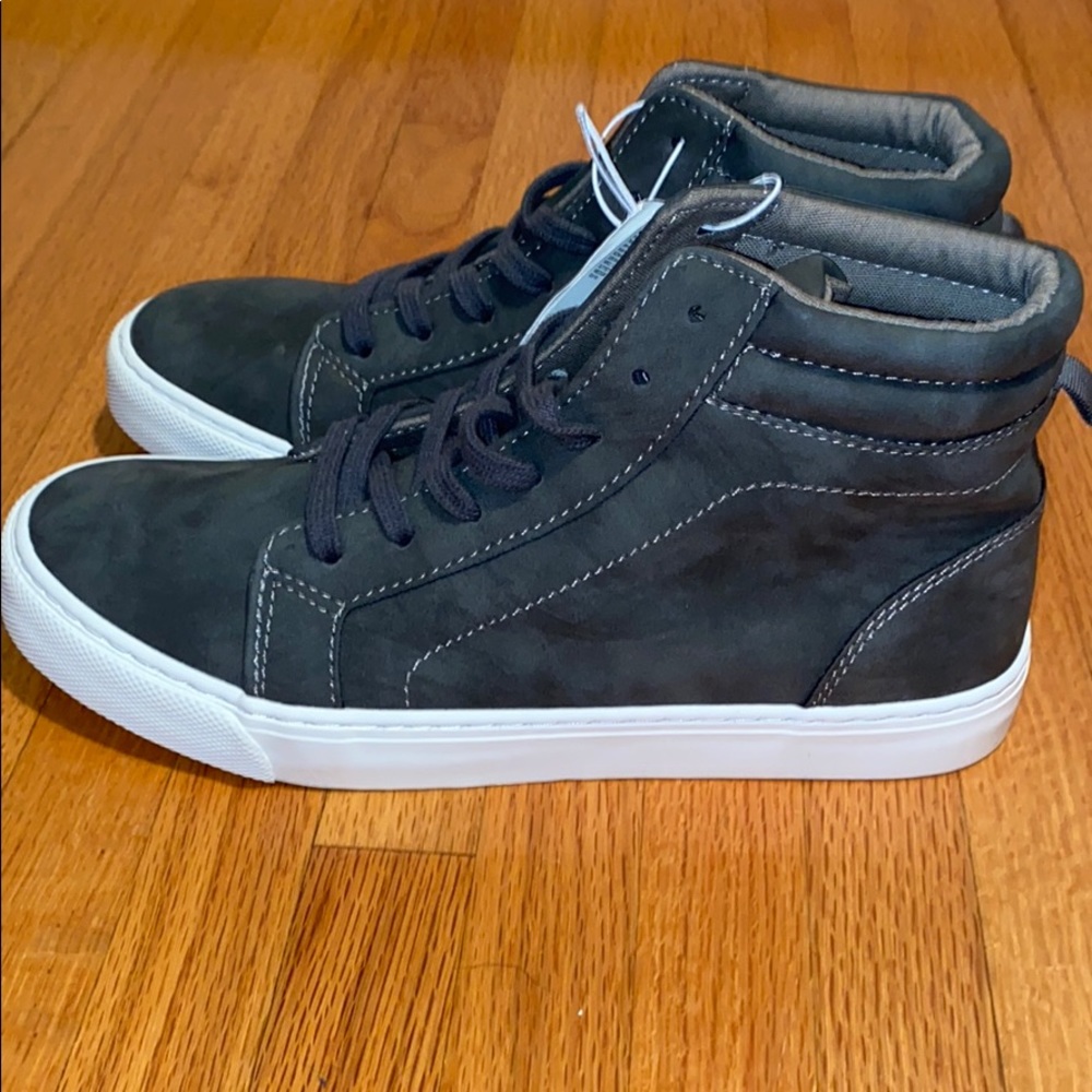 Kids Old Navy Sneakers